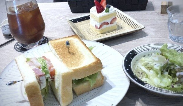 カフェクロスポイントサンドイッチ