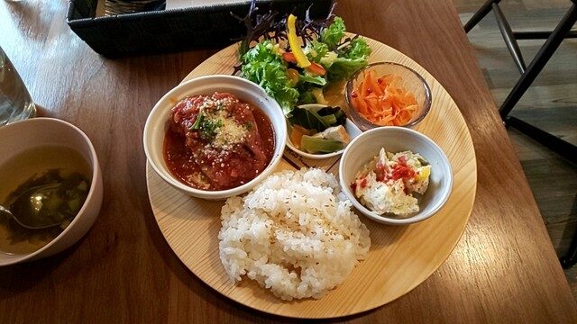 綴カフェのランチ