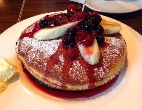 コマイチ アンド カフェのスペシャルパンケーキ