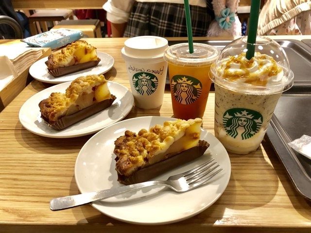 スタバのスイーツ