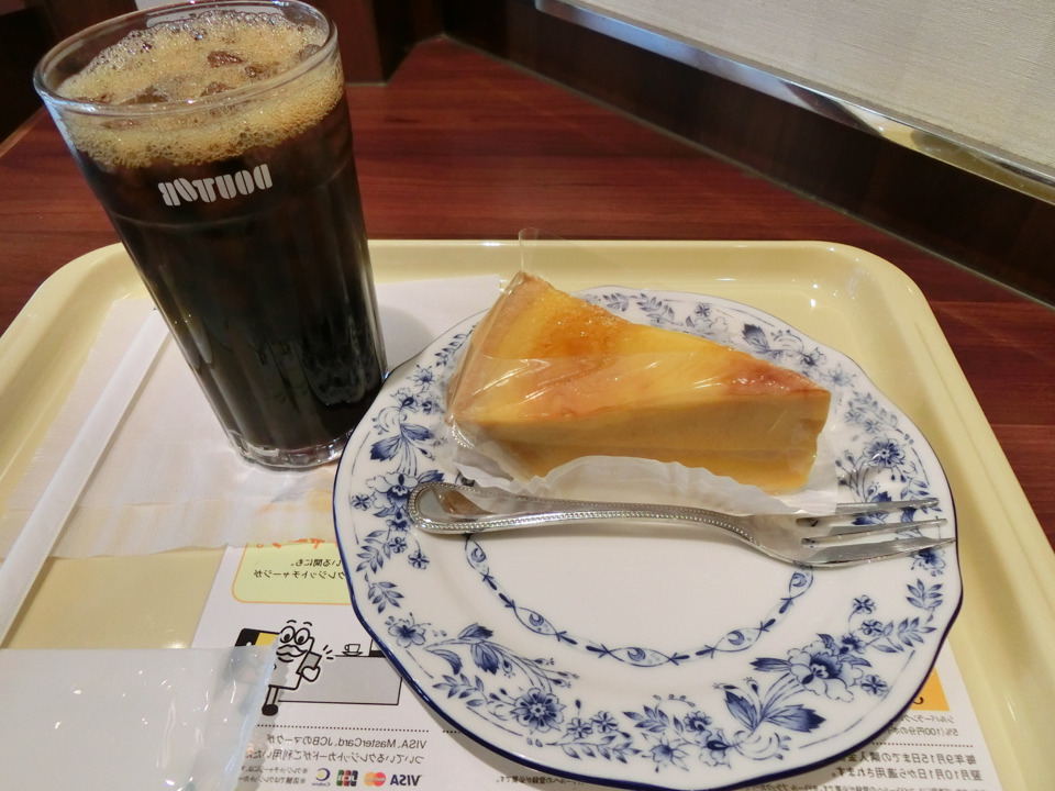 ドトール神保町駅のケーキ