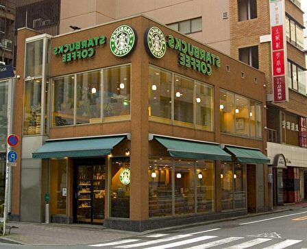 スターバックスの銀座松屋通り店