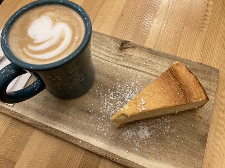 早稲田駅_珈琲や早稲田工房_ケーキ