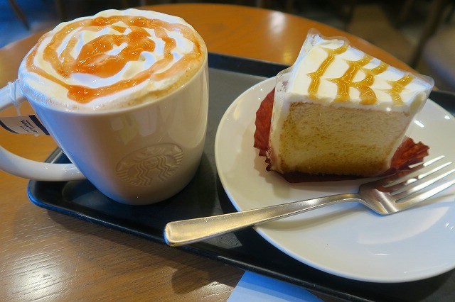 スターバックス・コーヒー 代々木店のケーキセット