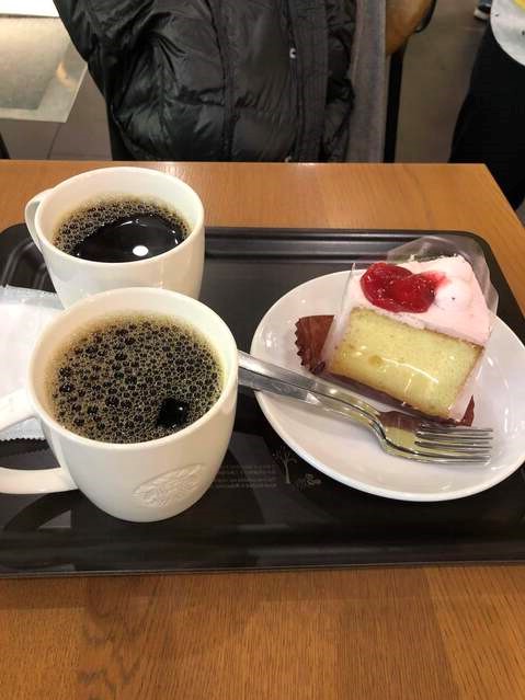 スターバックスのケーキ