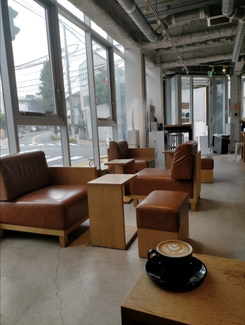 Streamer coffee company nakameguroの内観