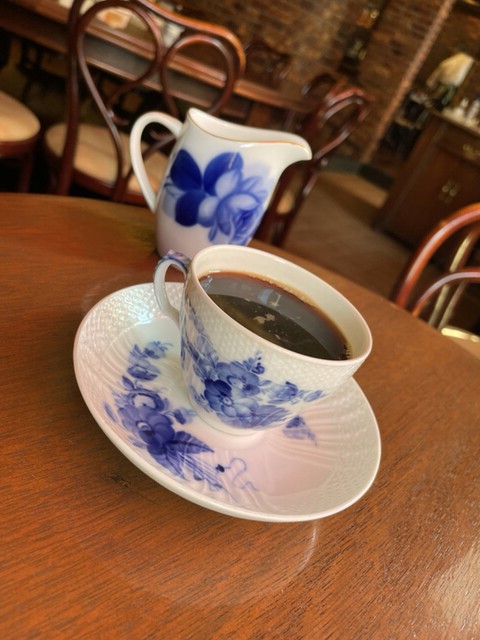 カフェアンセーニュダングルのコーヒー