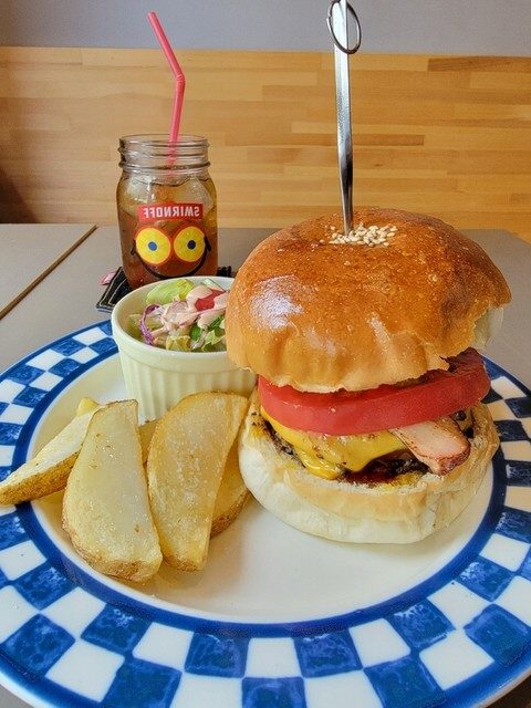 イーバーガーズのハンバーガ