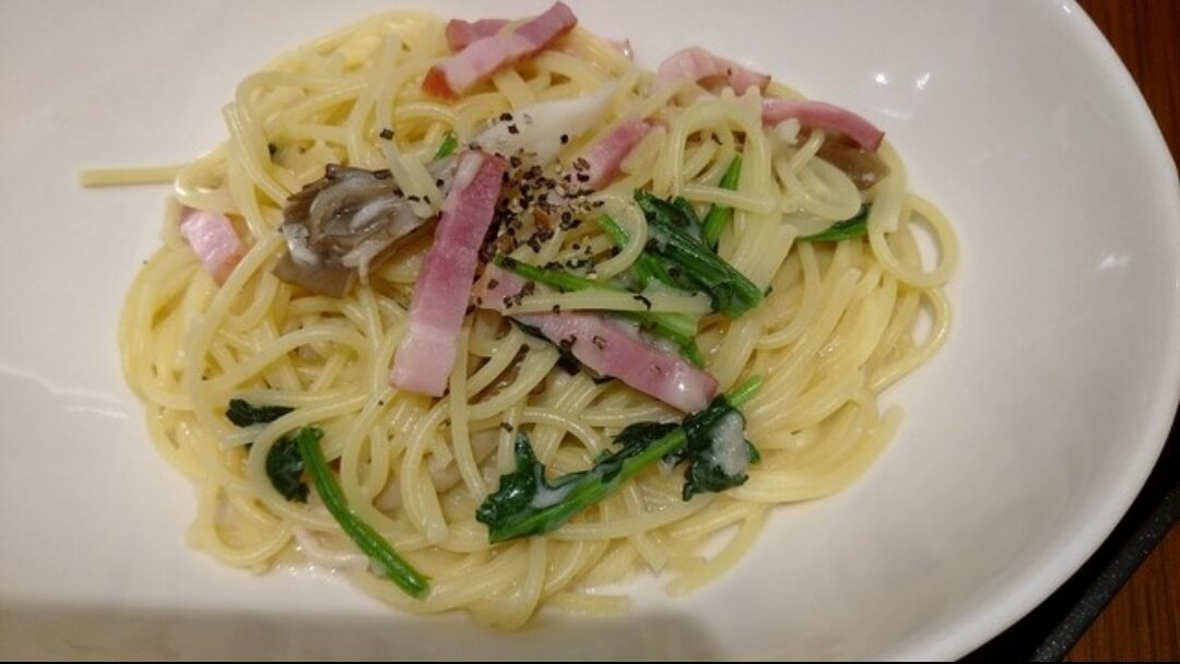 タリーズ上大岡パスタ