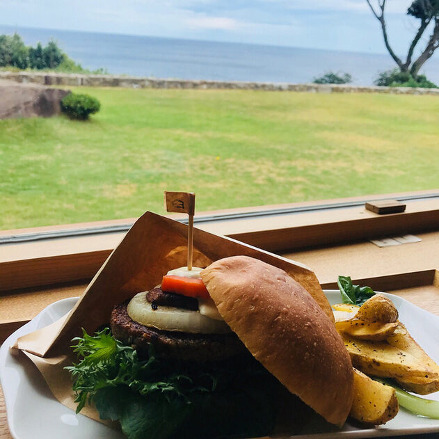 cafe earthのハンバーグの写真