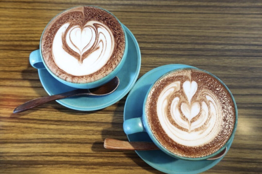 ナチュラル　カフェイーナの飲み物