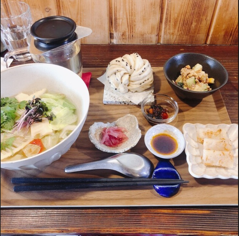 穀雨茶房ももの料理