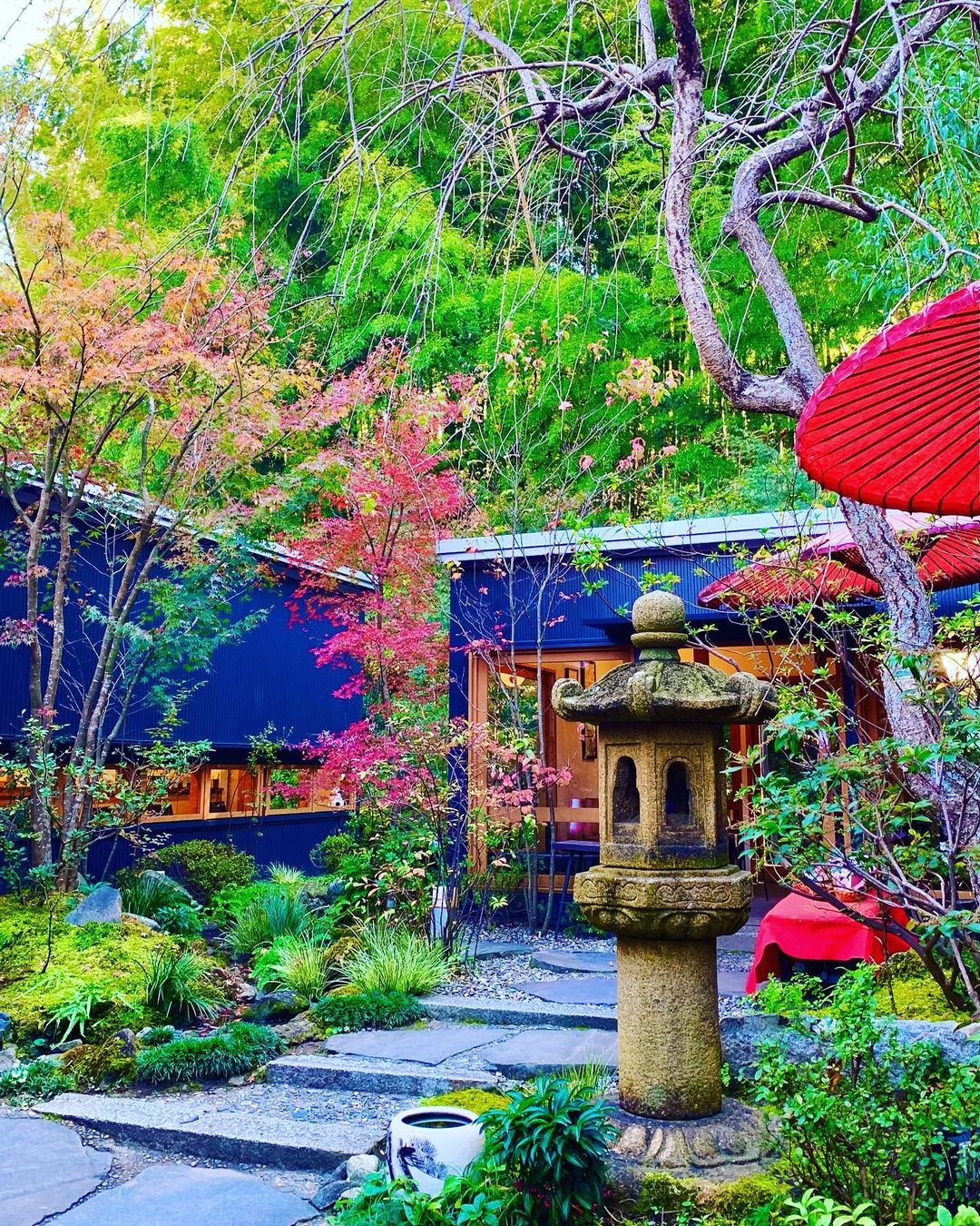 三芳屋の外観