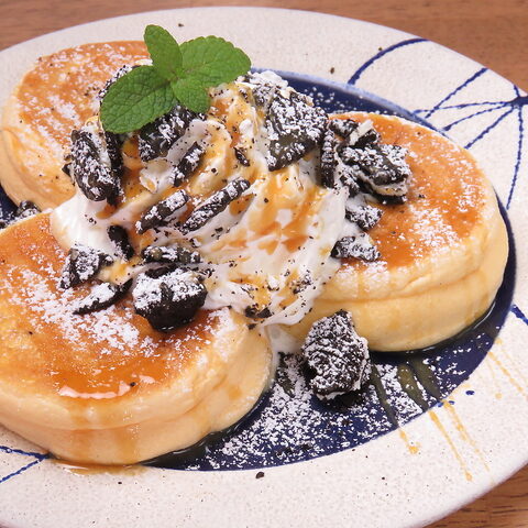 丹波立杭YAMATOcafeの塩キャラメルパンケーキの写真