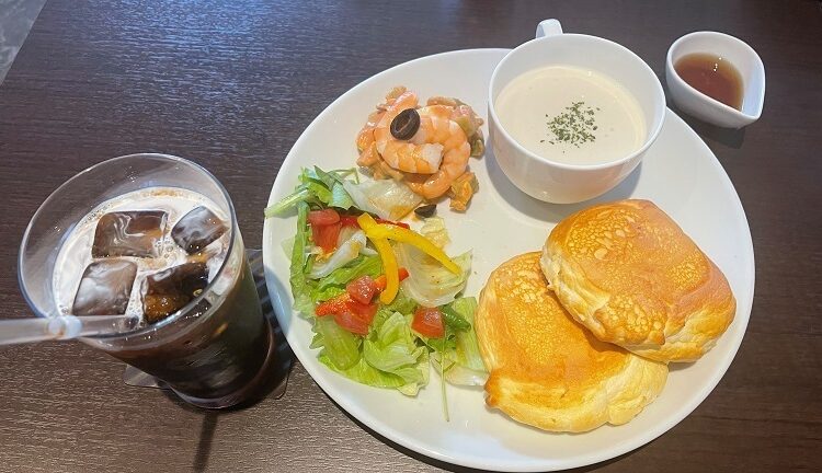 cafe de Voilaのランチメニューの写真