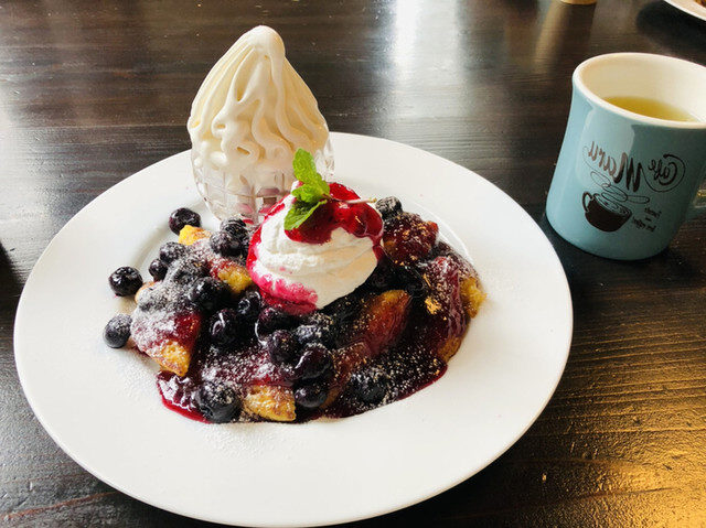 cafe naruのブルーベリーパンケーキ