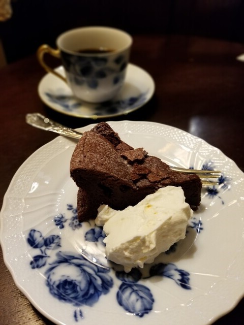 螢明舎ケーキとコーヒー