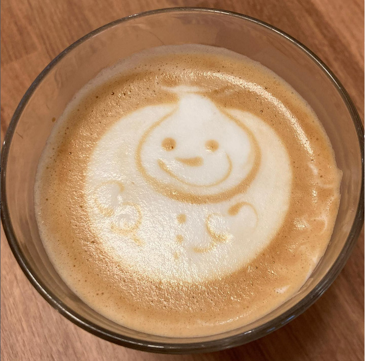 ミルブランシュカフェラテ