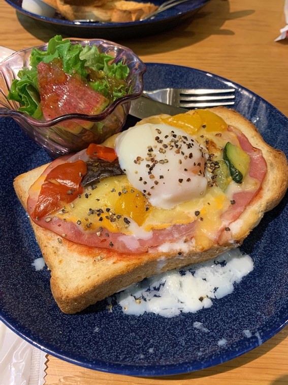 ツリーカフェ　MIO店　 クロックマダム