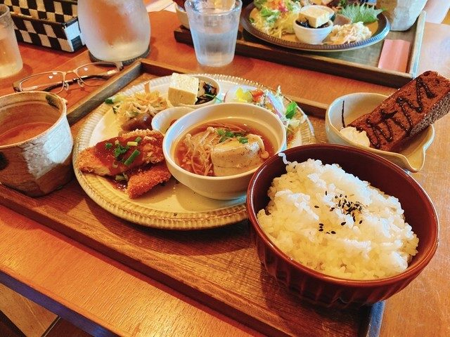 カトルカールの料理