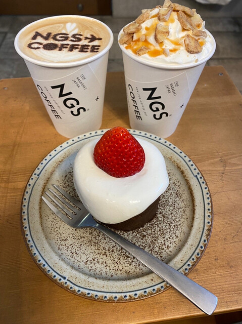 エヌジーエスコーヒーのケーキ