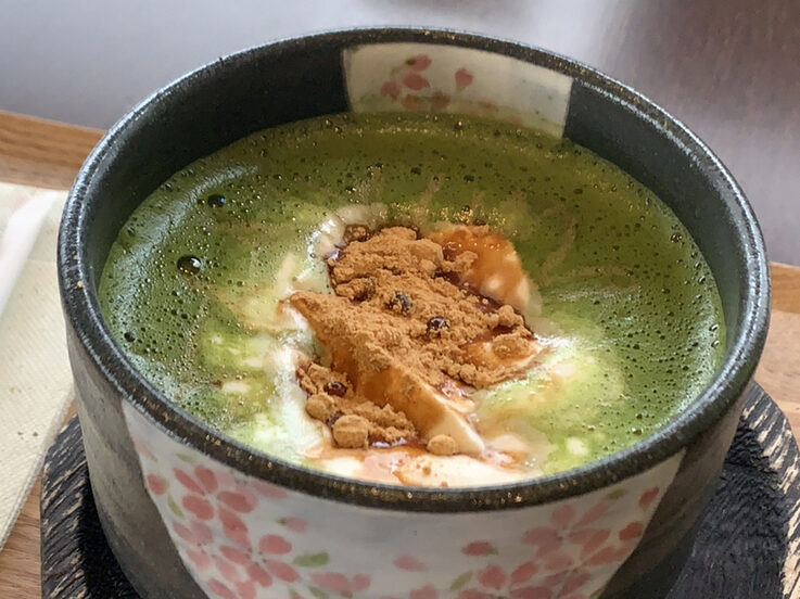 Green Tea Fieldsの抹茶きなこ黒蜜ラテの写真