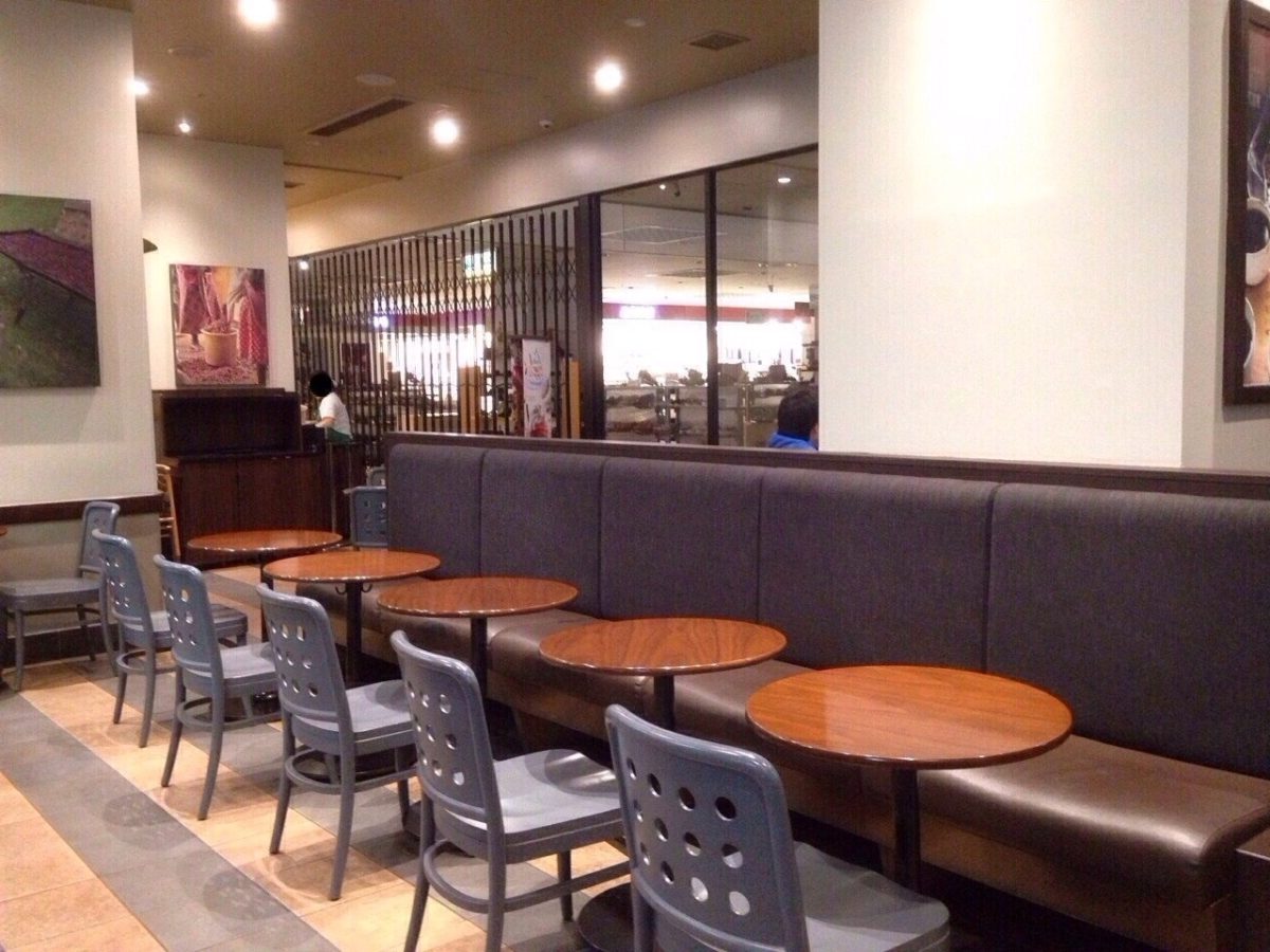 スターバックスコーヒー別府トキハ店の店内の写真