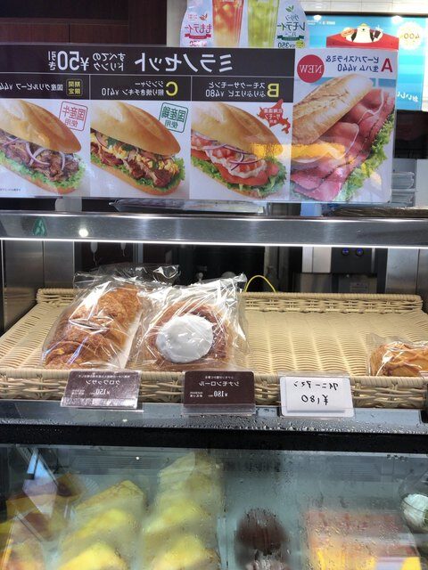 ドトールのパン・ケーキ売り場