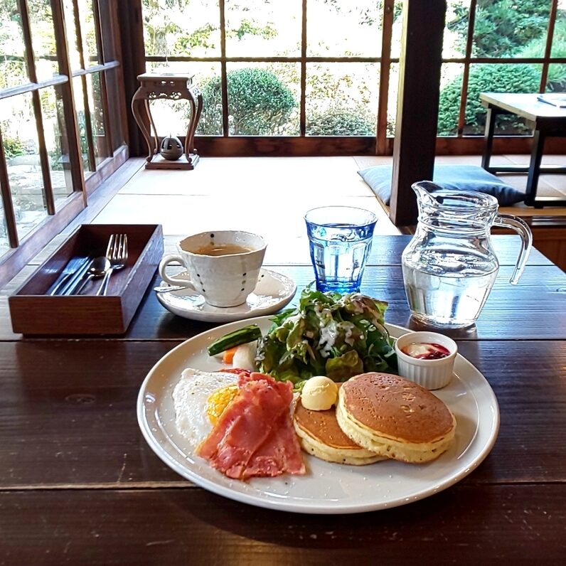 パンケーキラボ　和の食事系パンケーキの写真