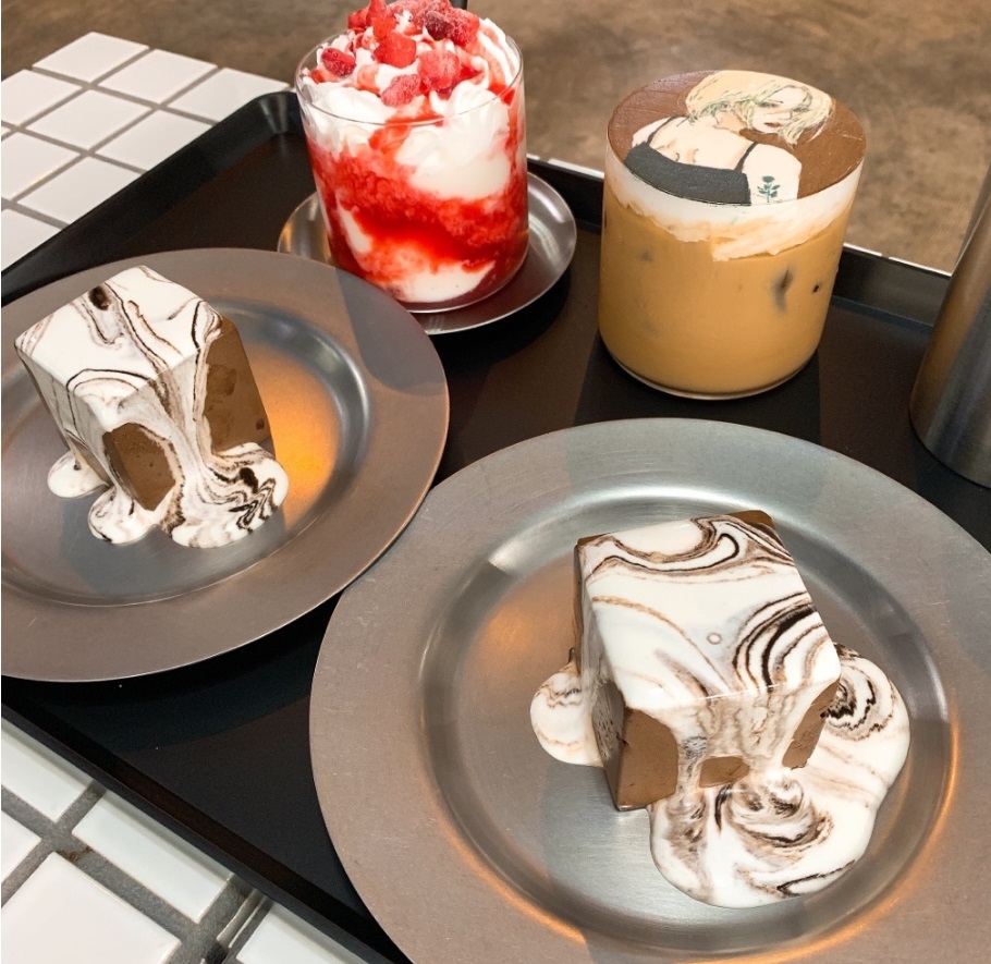 LOVELESS COFFEE（ラブレスコーヒー）の大理石ケーキ