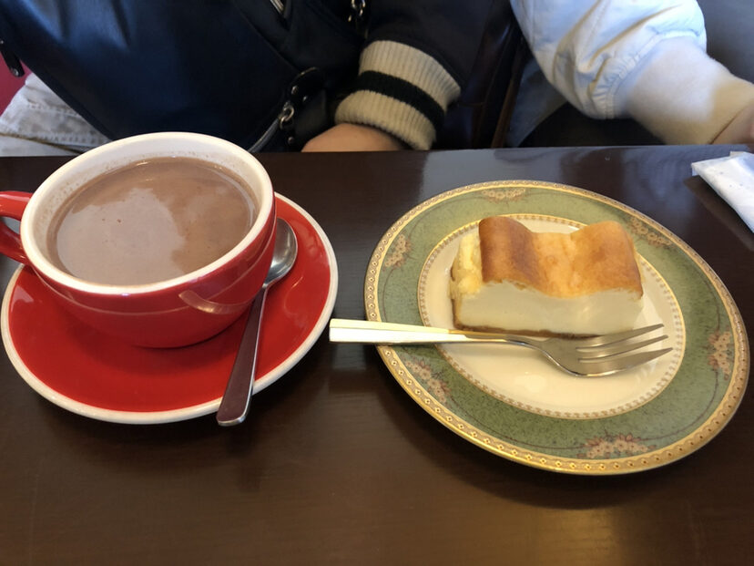 コーヒーハウスマイルストーンのチーズケーキの写真