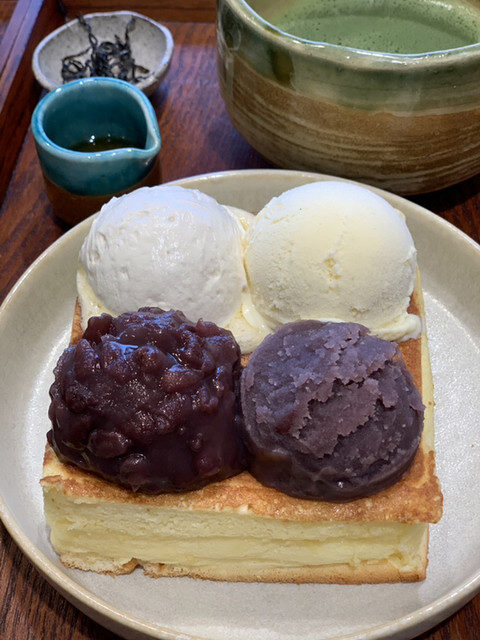 マタイッコタベタイカフェのあんこホイップパンケーキ